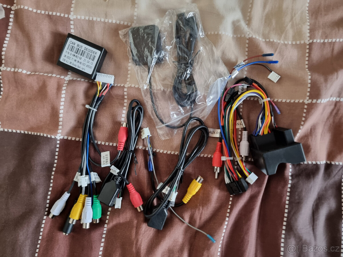 2DIN Autorádio 9" Android s GPS - 3