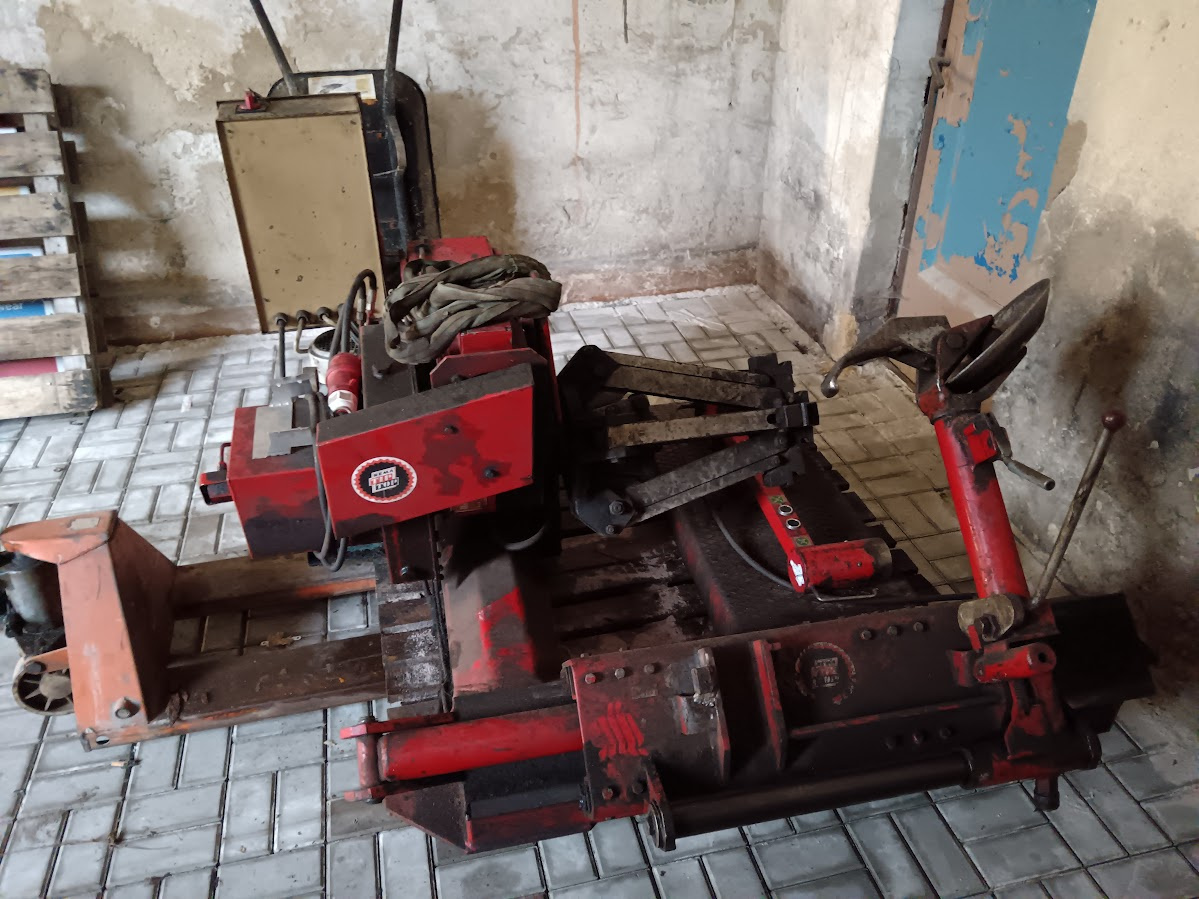 zouvačka pneu CEM super 56" - 3