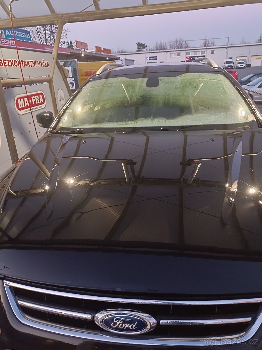 Ford Mondeo 1,6 i 118 kW rok 2011 - 3