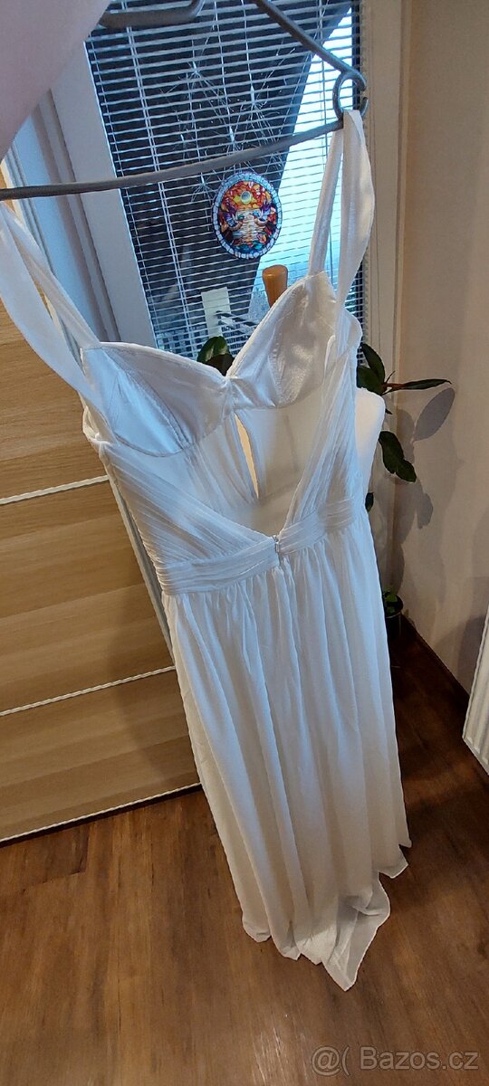 Svatebni šaty - 3