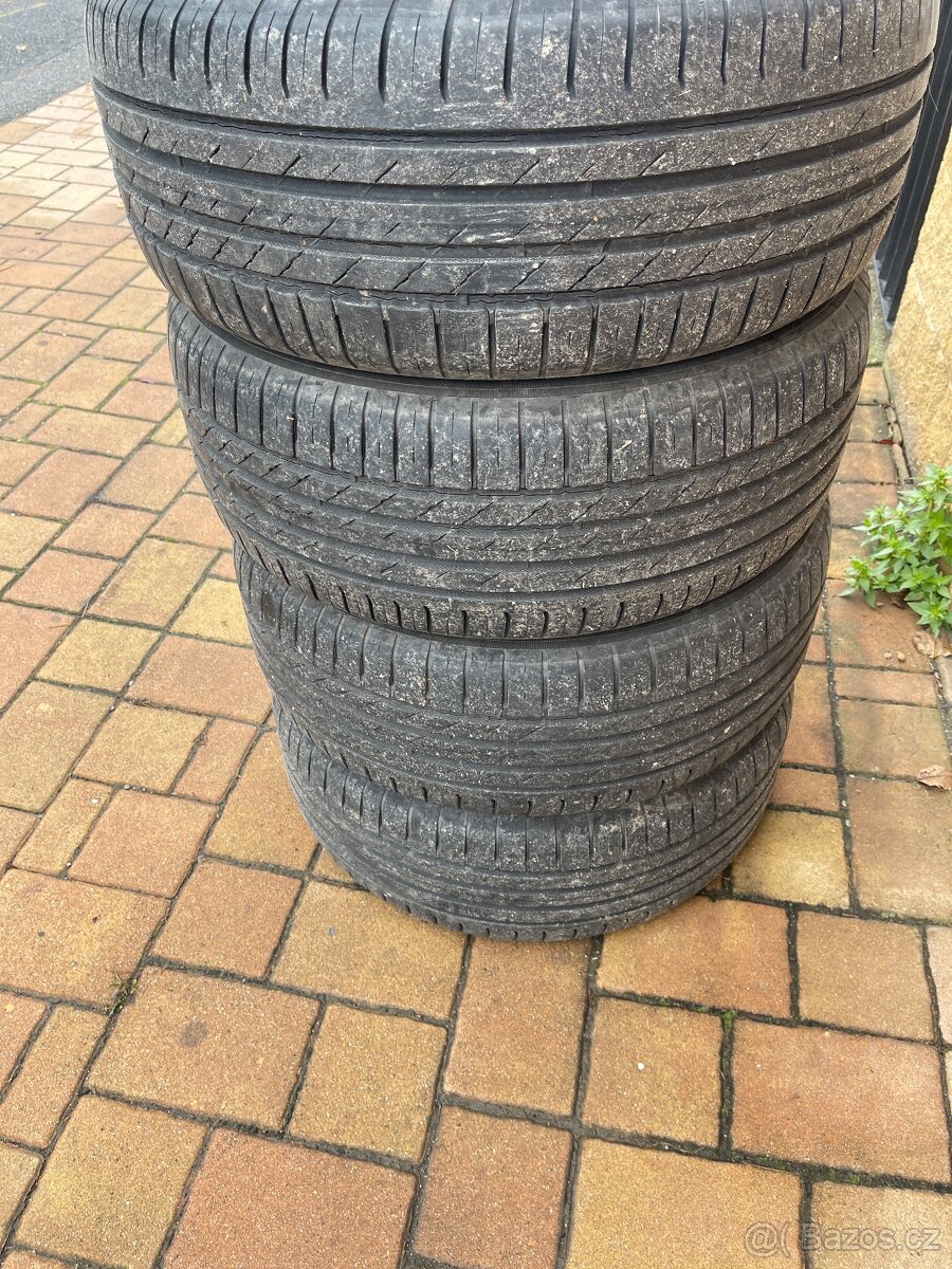 4xLetní pneu Nokian Wetprof 215/55 R16 97W - 3
