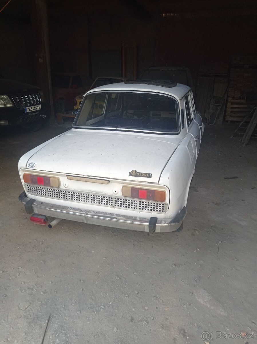 Skoda 100 - 3