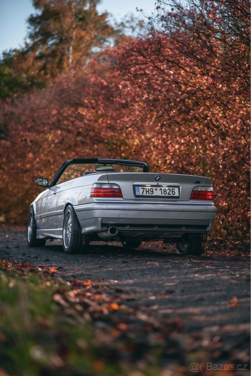 BMW e36 cabrio 320i - 3
