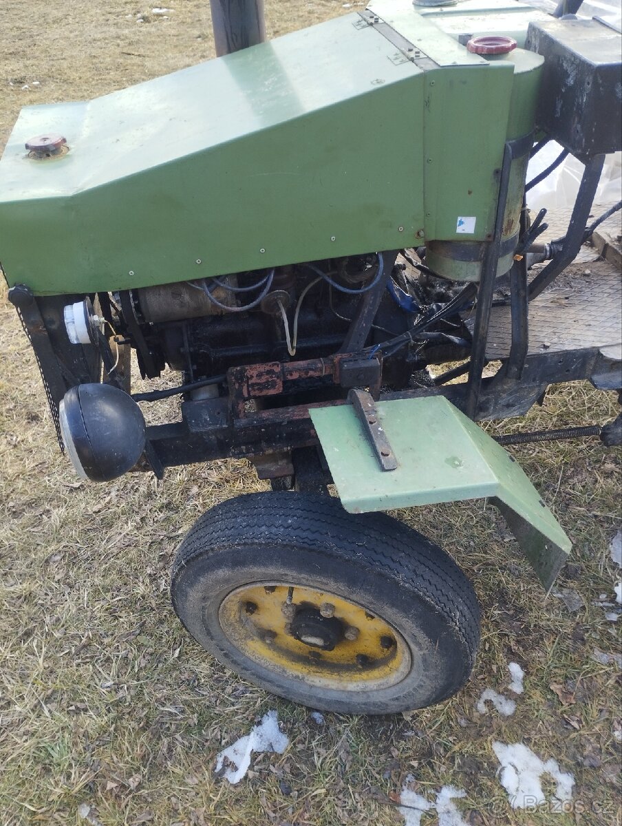 Malotraktor domácí výroby - 3