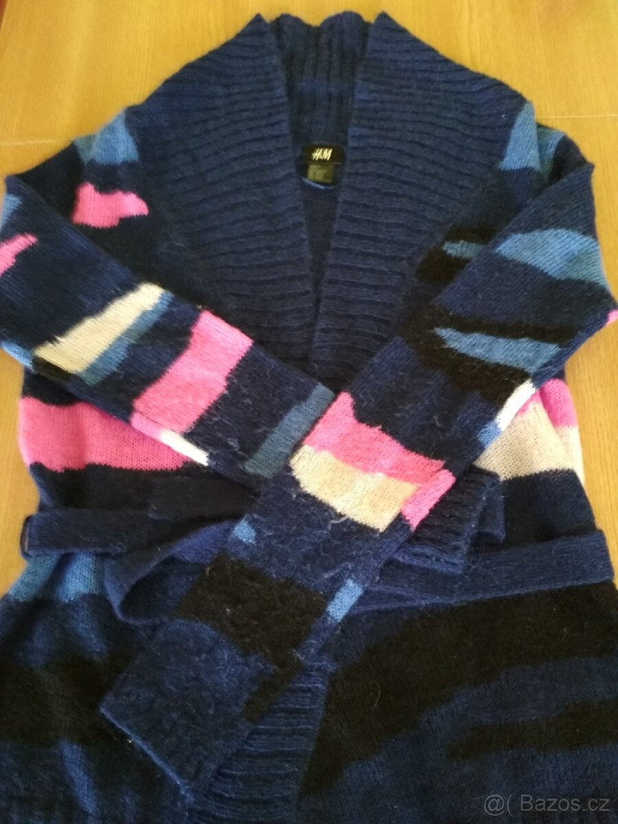 Dívčí svetr - 3