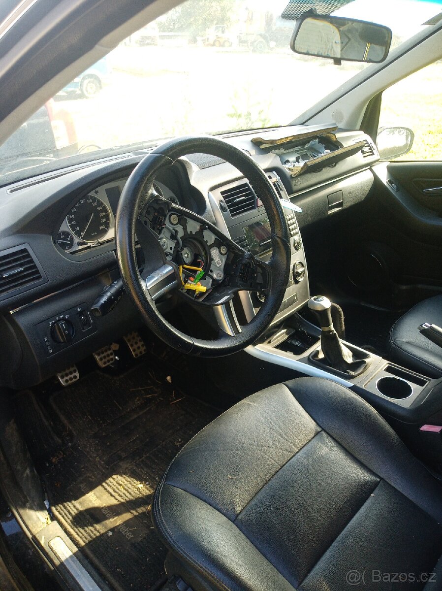 Mercedes Benz B170 - 3