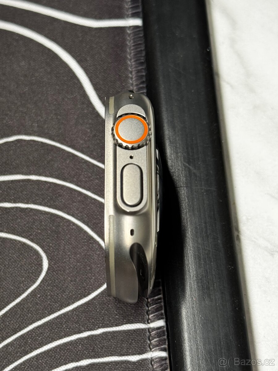 Apple Watch Ultra 2 - 49mm Přírodní titan - 3