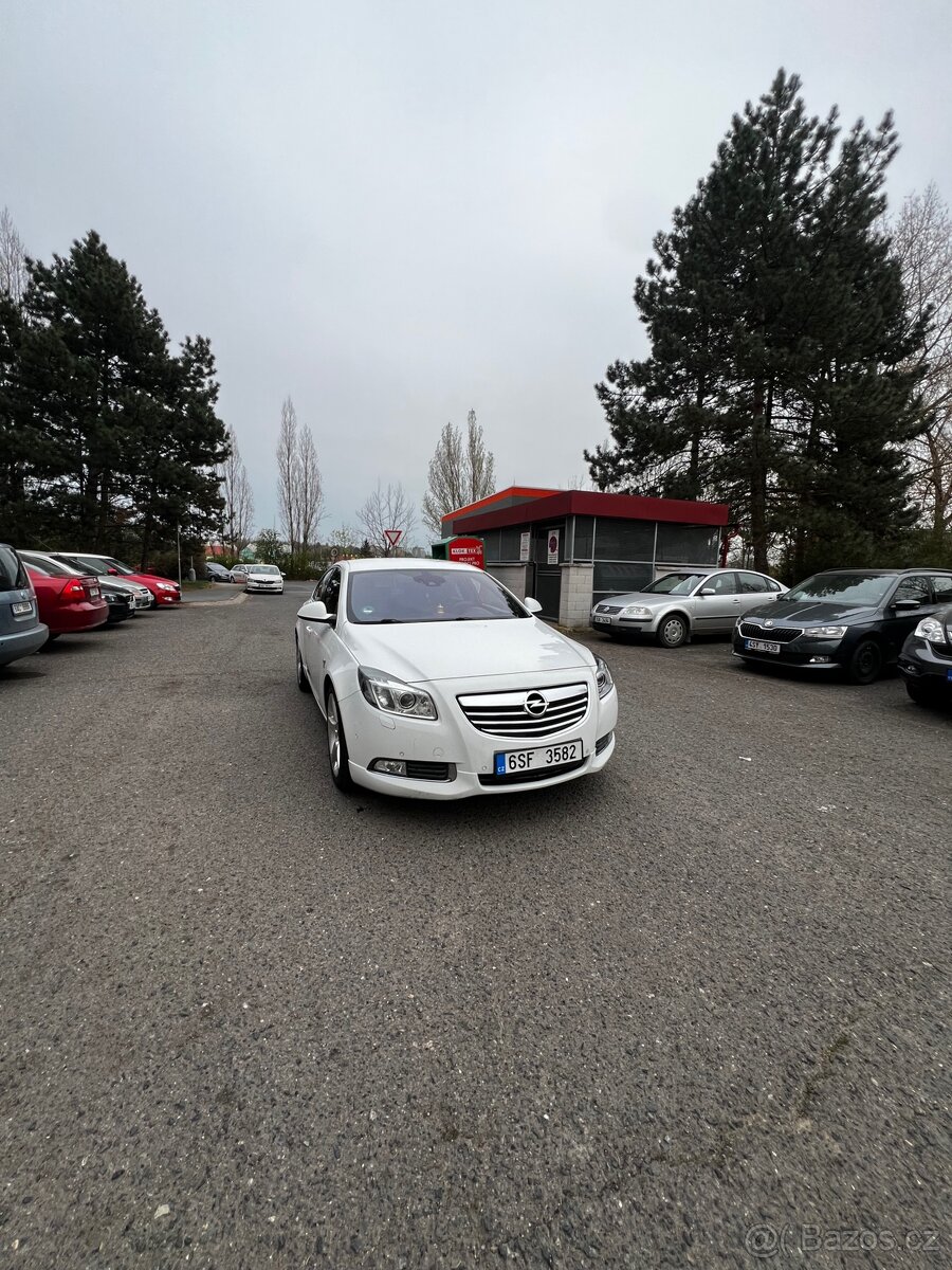 Opel Insignia 2012 rok - 3
