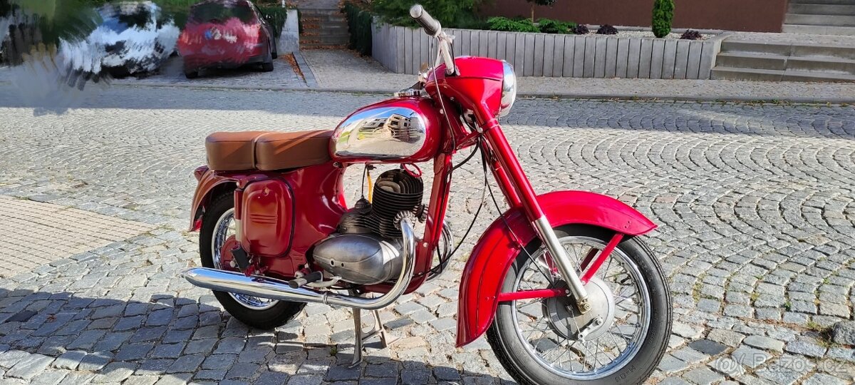 Jawa 250 - 3