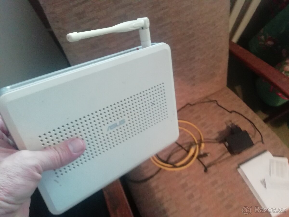Router Asus - 3