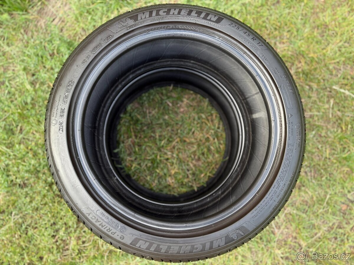2x Letní pneu Michelin E-Primacy - 225/45 R17 - 95% - 3