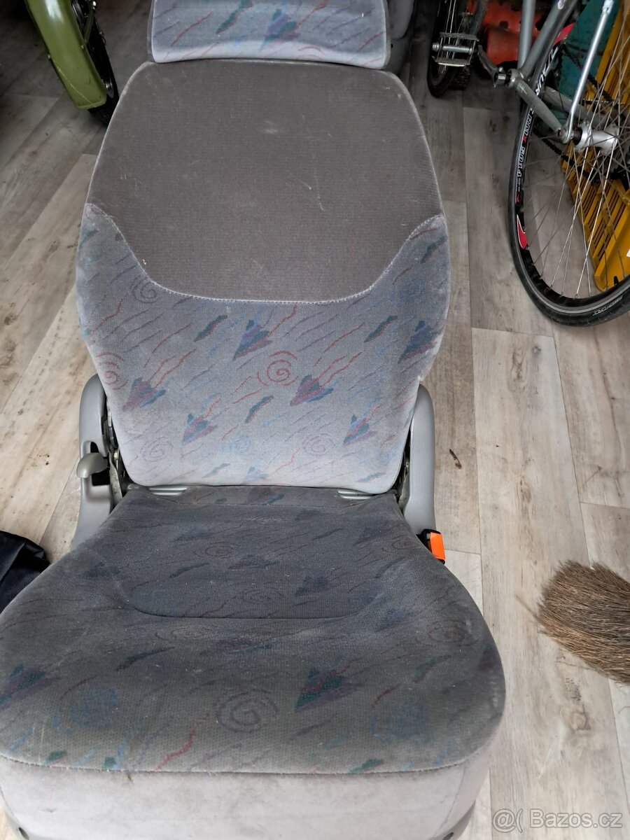 Sedačky Ford Galaxy - 3