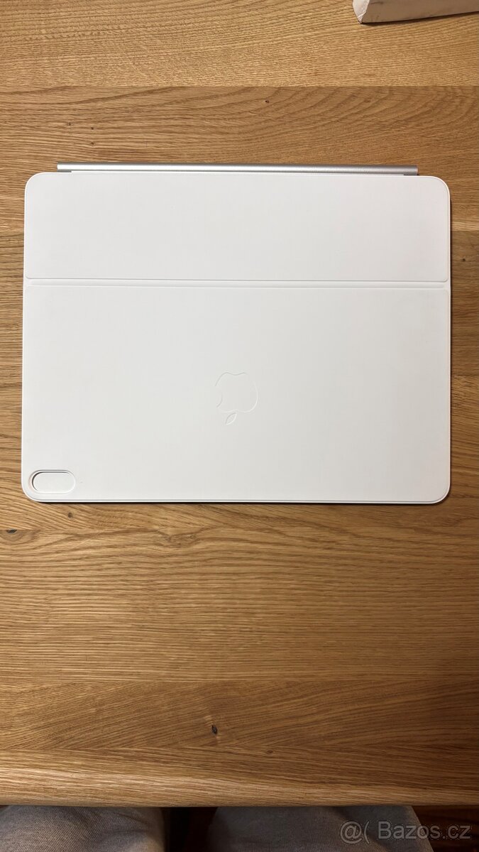 Apple Magic Keyboard pro iPad 13" bílá - 3