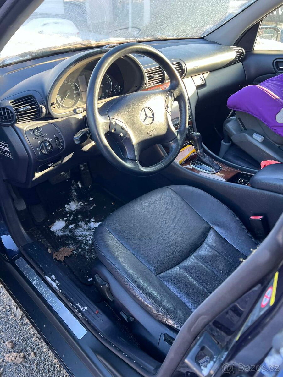 Mercedes Benz c220 - 3