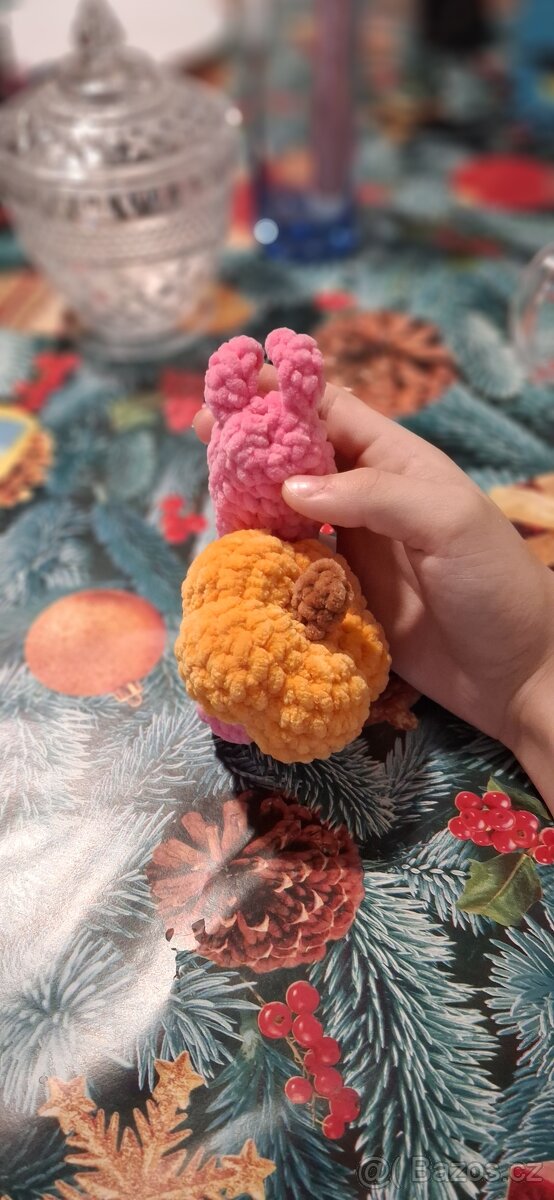 Háčkovaný helowenský šneček s dýni - 3