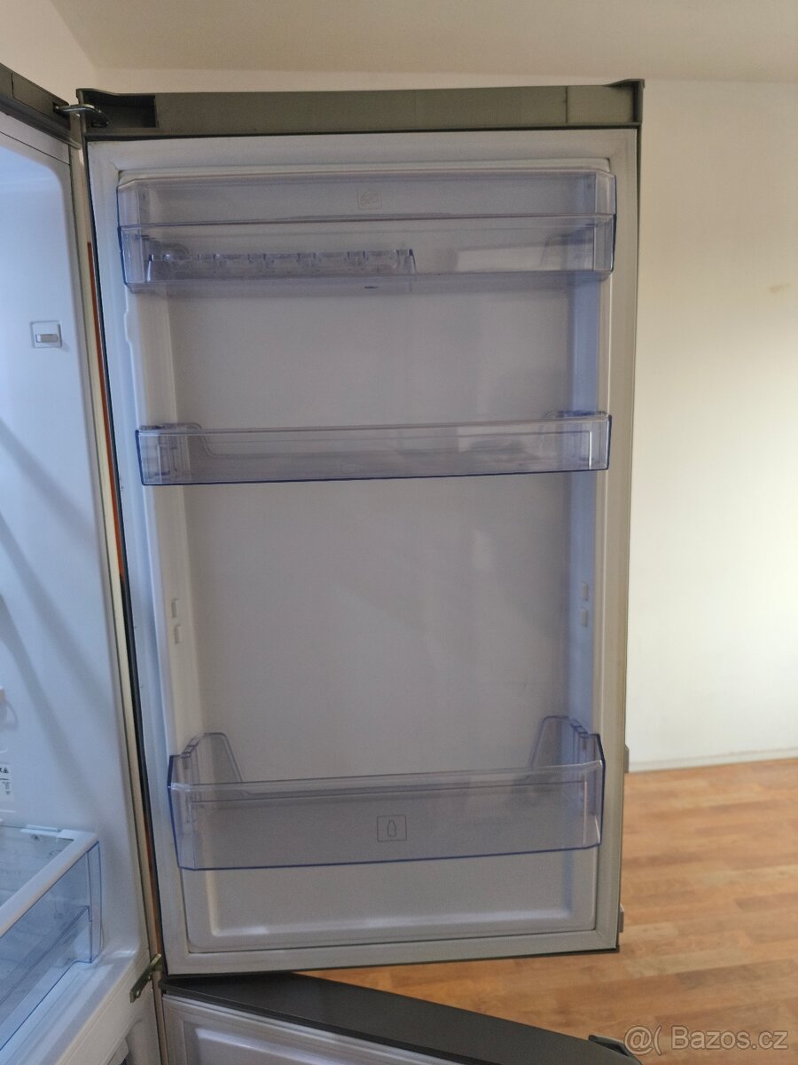 Lednice s mrazákem Beco - 3