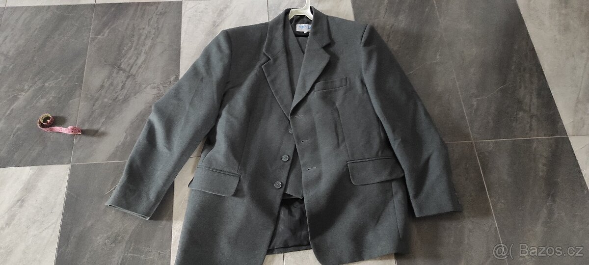 Oblek velikost XL - 3