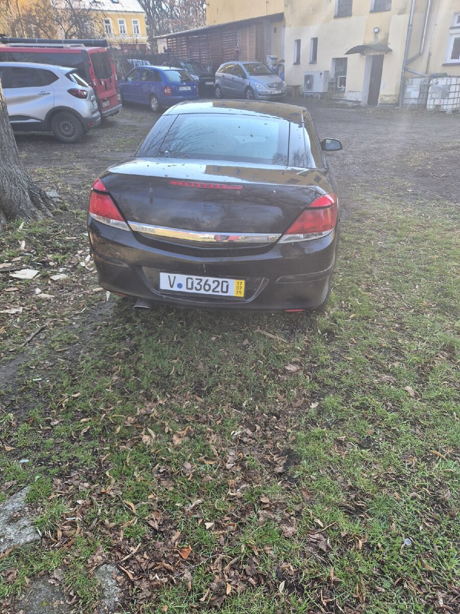 Opel astra twintop - 3
