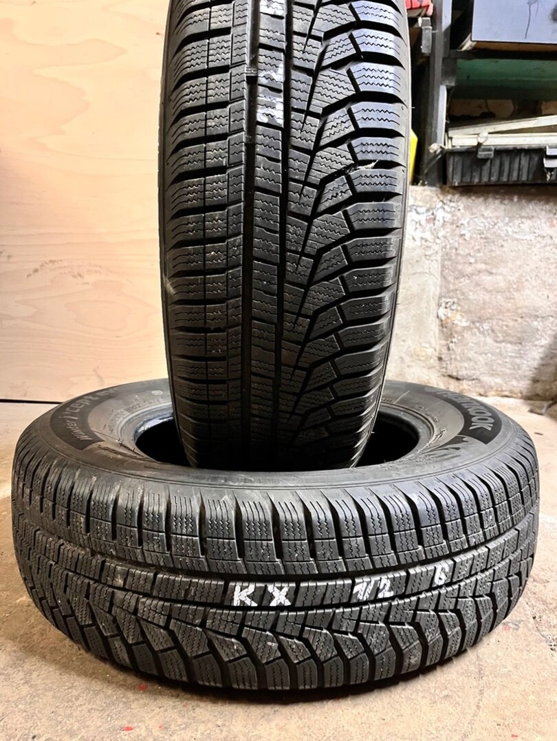 2ks. 215/70 R16 100H zimní pneu - 3