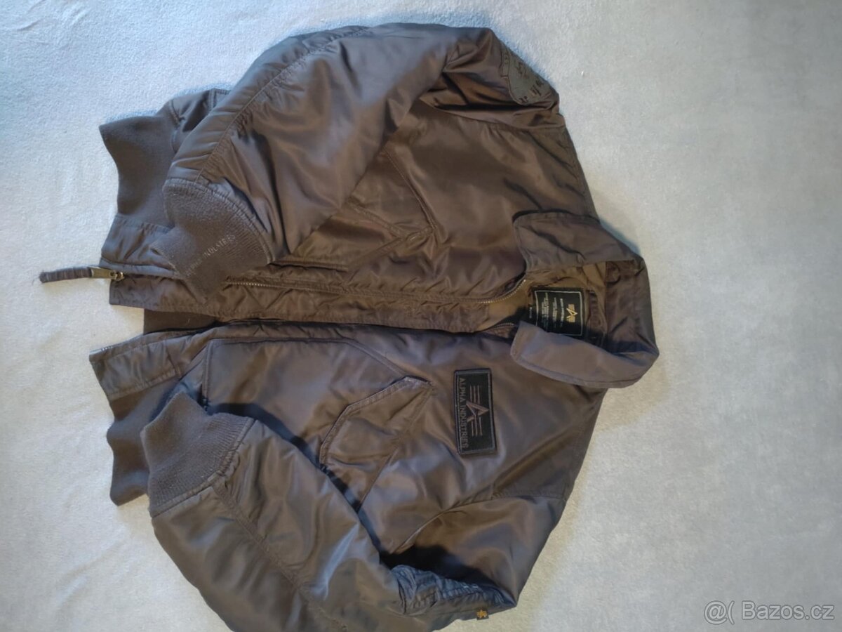 BUNDA CWU 45/P PILOTKA ALPHA INDUSTRIES XL - 3