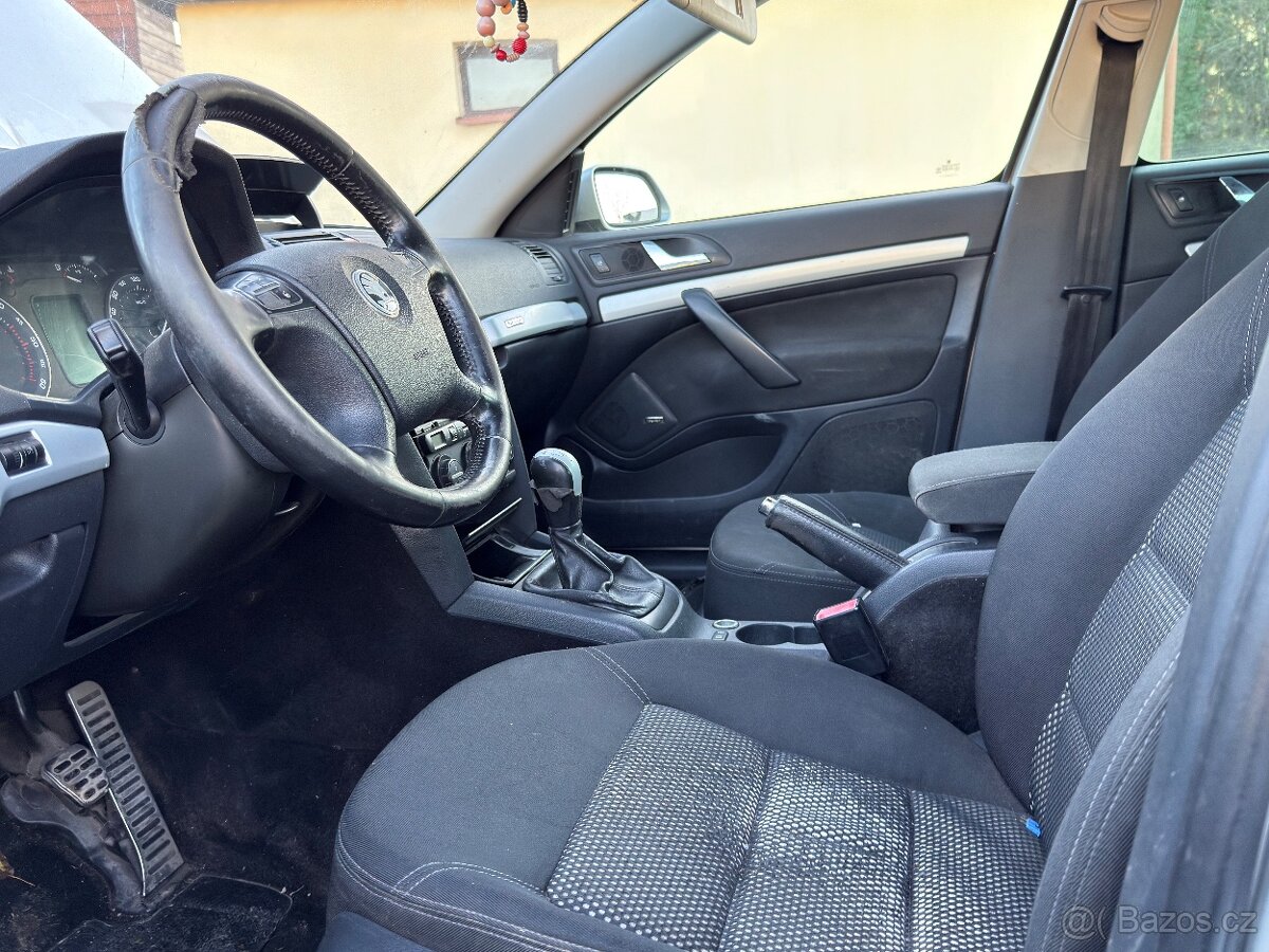 Náhradní díly Škoda Octavia Scout 2.0tdi - 3
