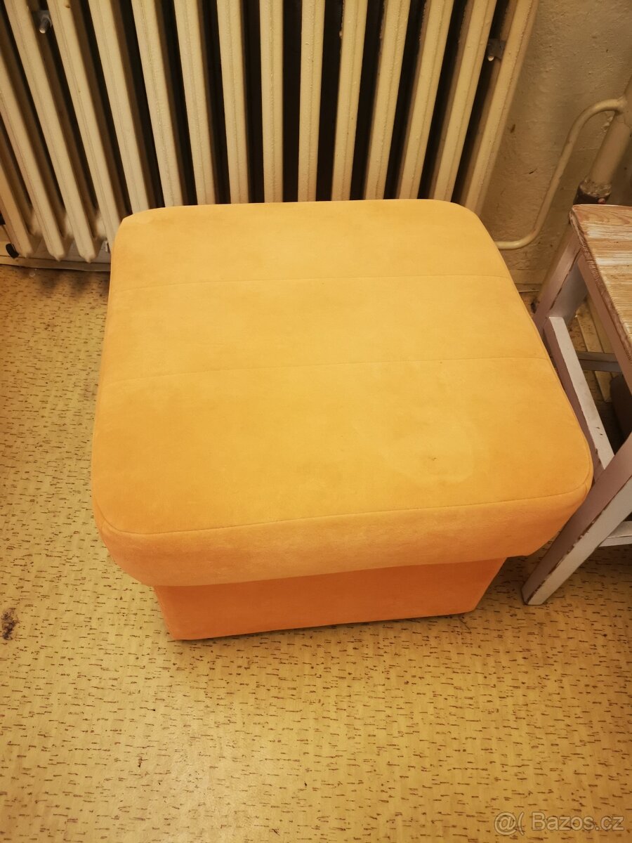 Pomerančový gauč na prodej - 3