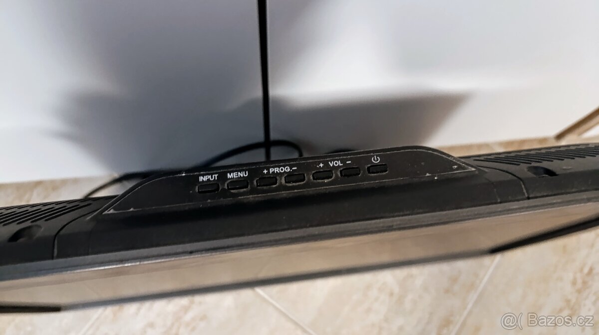 LED televize SENCOR SLE 1950T 18,5" - 3