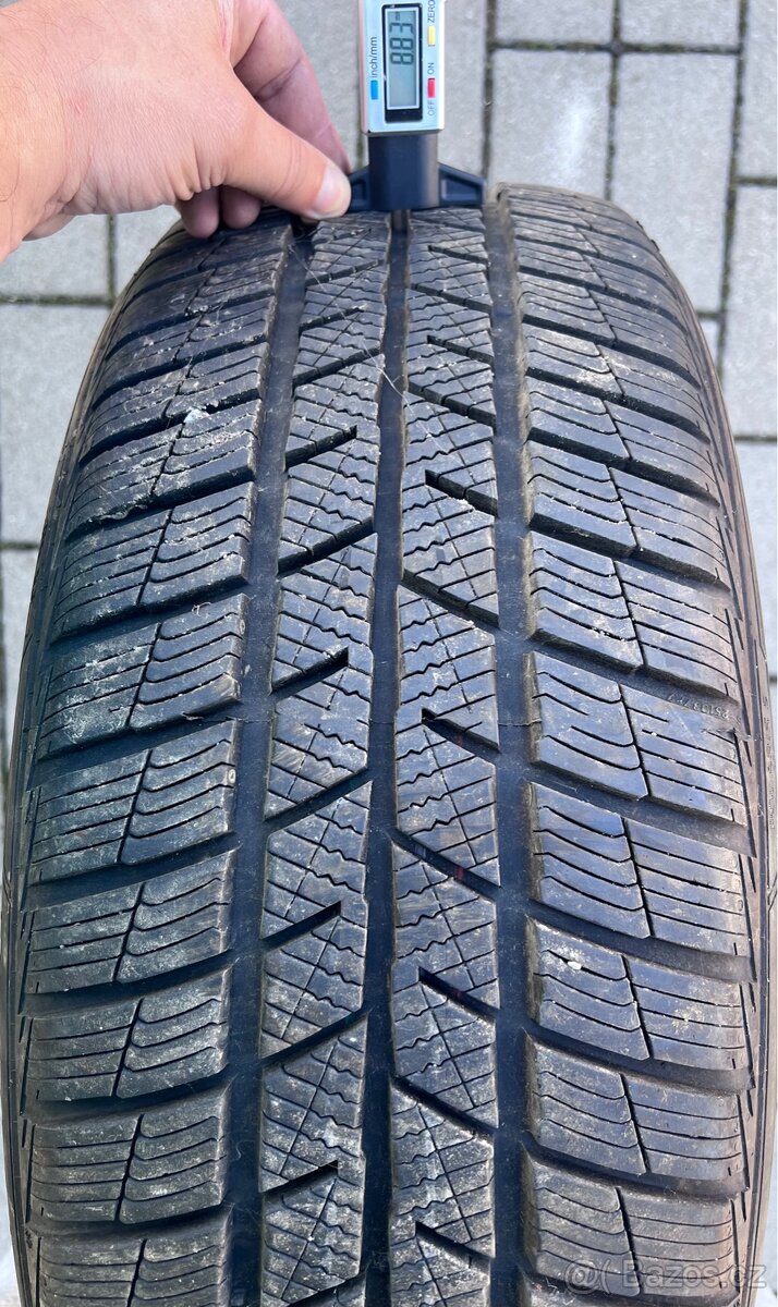Karoq - 215/50 R18 - 4x zimní Barum 8-9mm, DOT4823 - 3