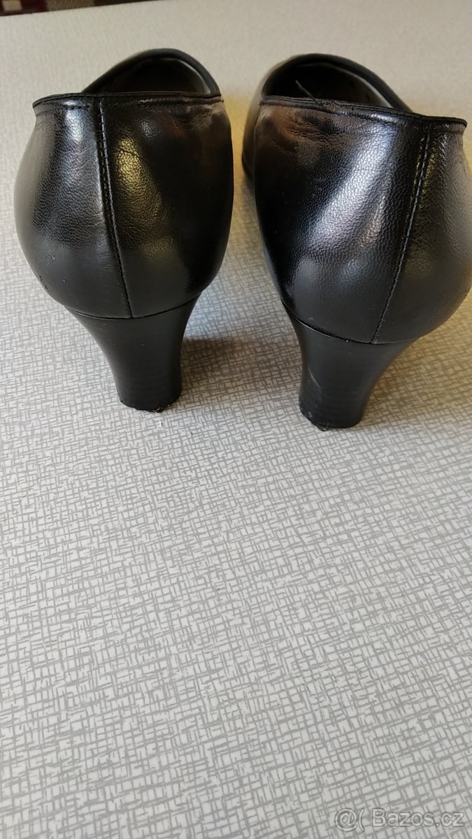 Lodičky kožené, Velikost 7 1/2 - 3