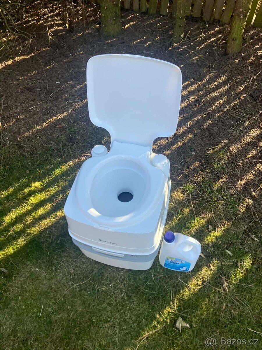 Zahradní chemické WC - 3