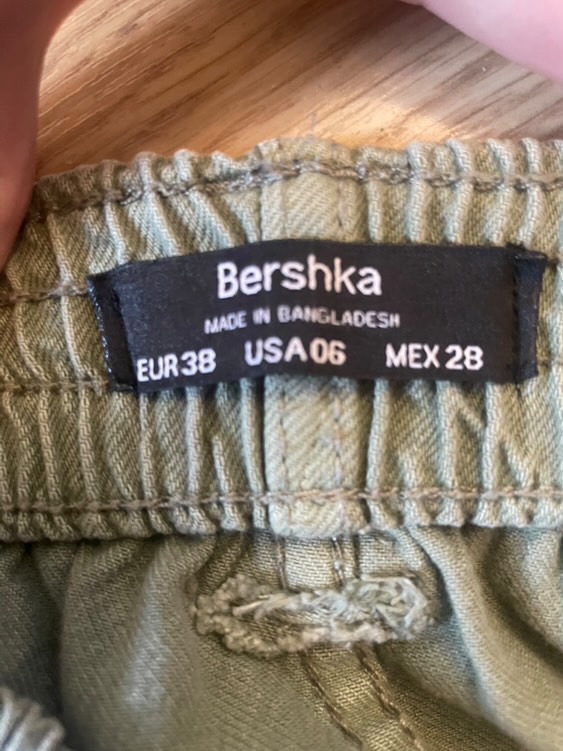 Bershka kapsáče - 3
