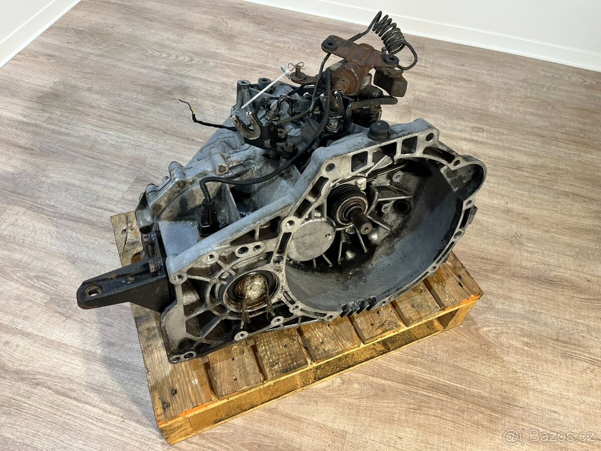 /// Převodovka Hyundai Santa Fe 2.2 CRDI 5st. /// - 3