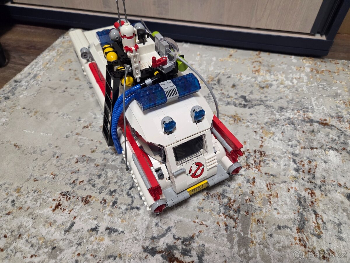 Lego Ideas 10274 Ghostbusters Ecto-1 - 3
