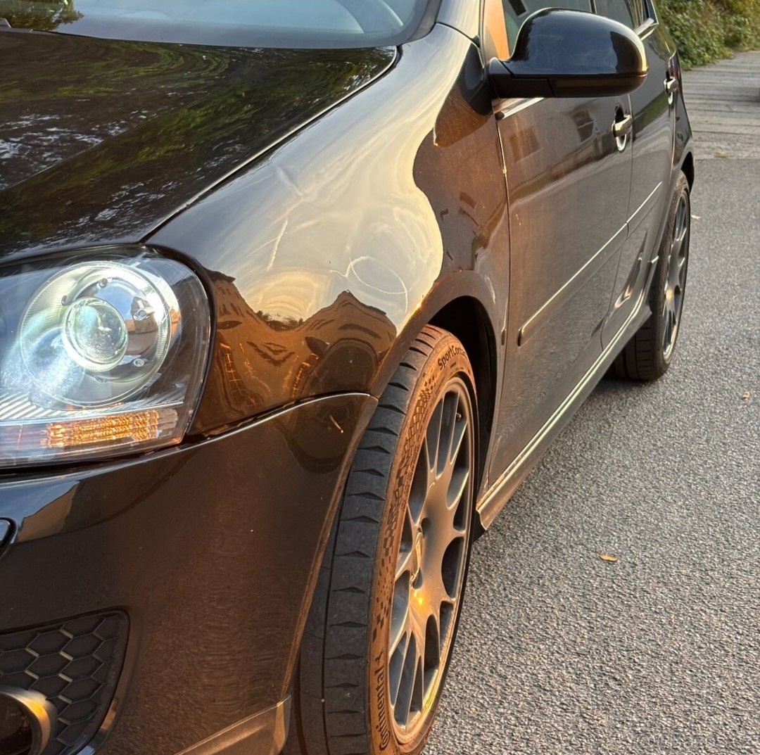 Volkswagen Golf GTI Edition 30 - 3