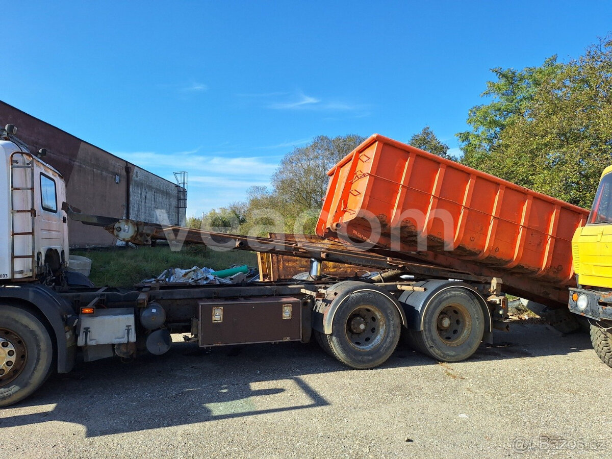 SCANIA P 114 GB, r.v. 1999 - na náhradní díly - 3