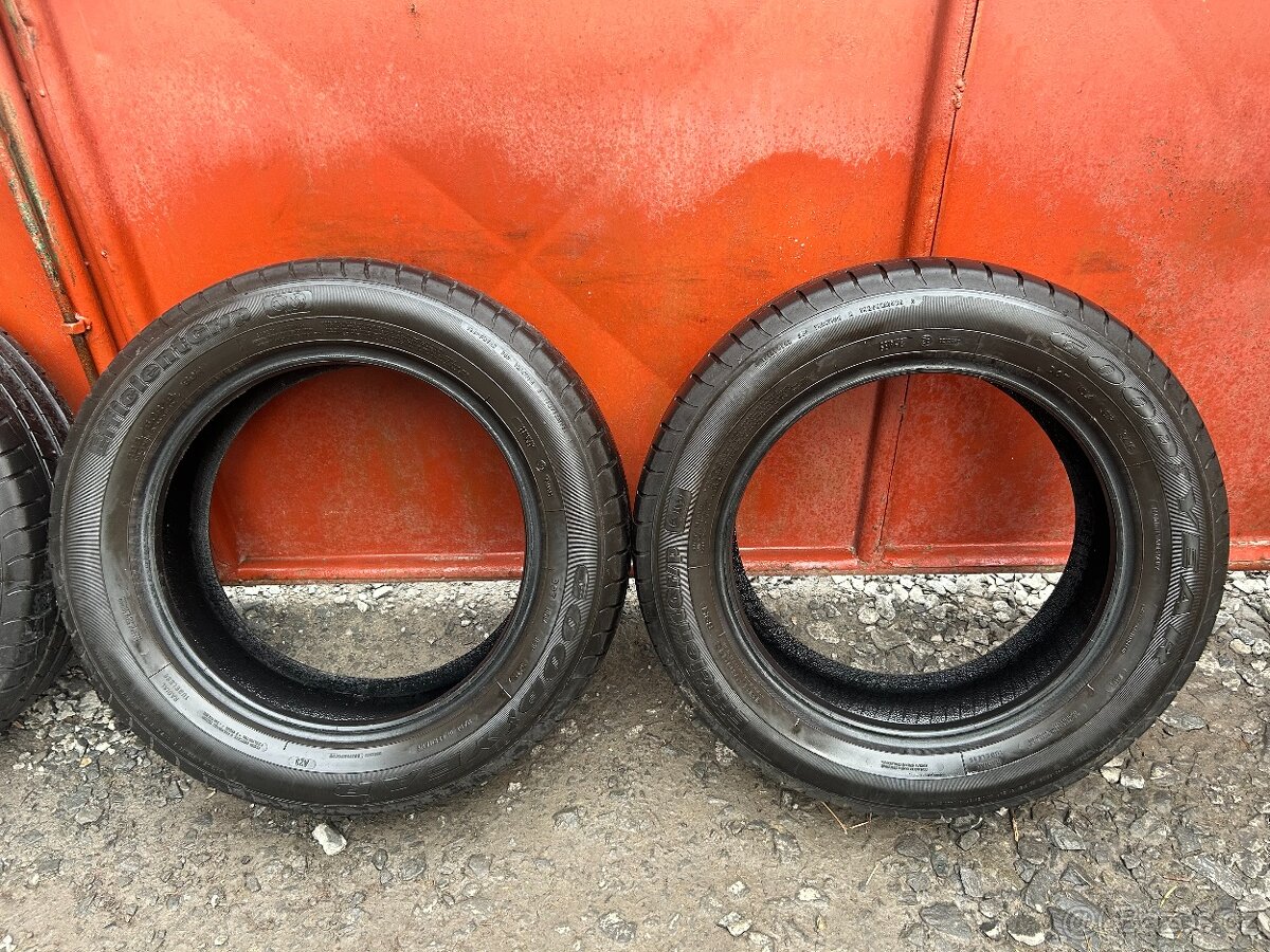 Prodám gumy 195/60/16 Good Year - 3