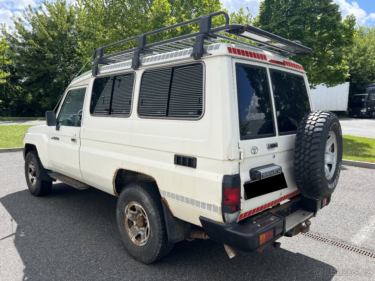Toyota HZJ 78 LandCruiser, 2009, ARB kompresor, uzávěrky - 3