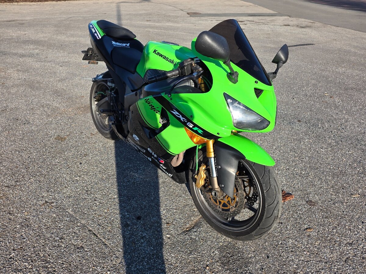 Kawasaki ZX6R Ninja - 3