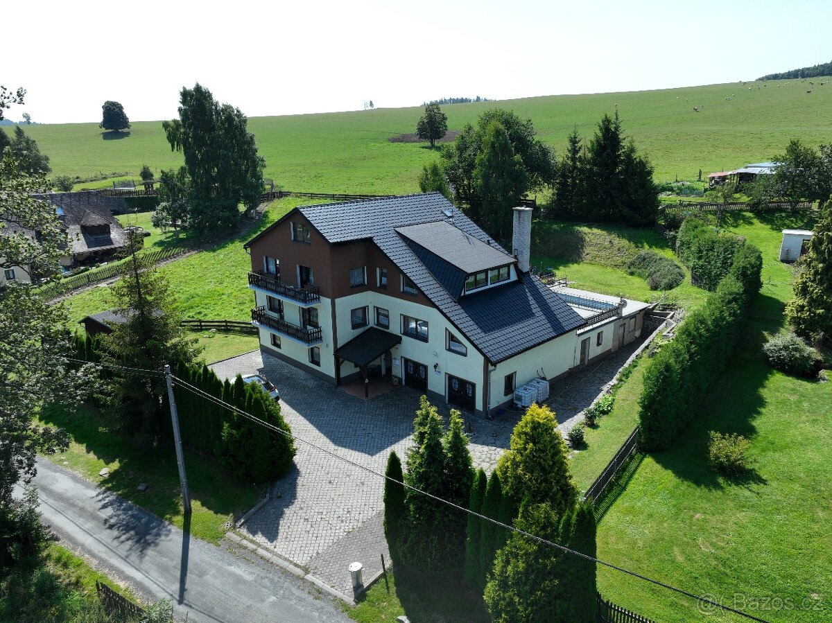 Apartmánový dům 10+5 - 3