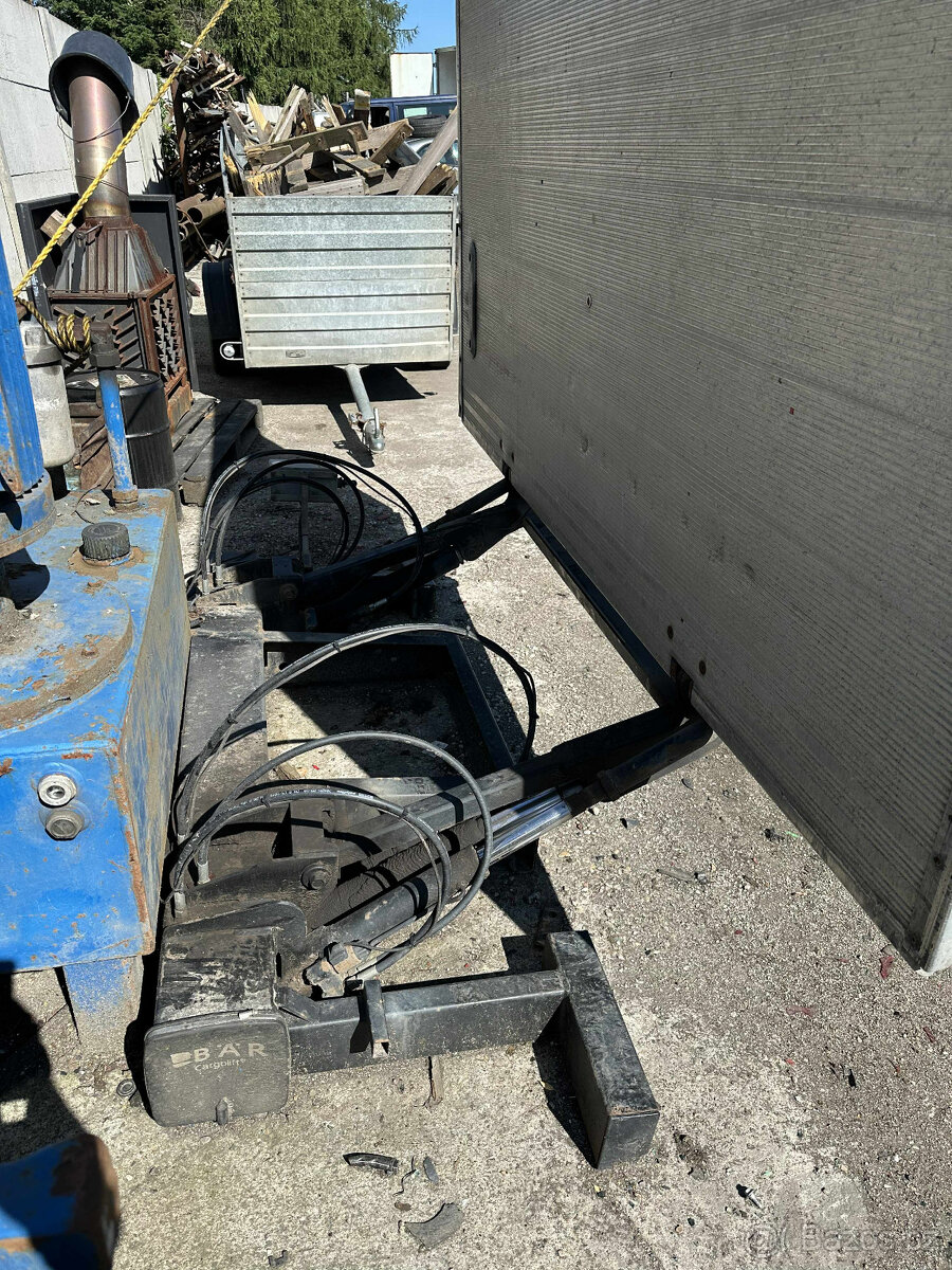 Prodám Hydrauliké zadní čelo/plošinu - 3