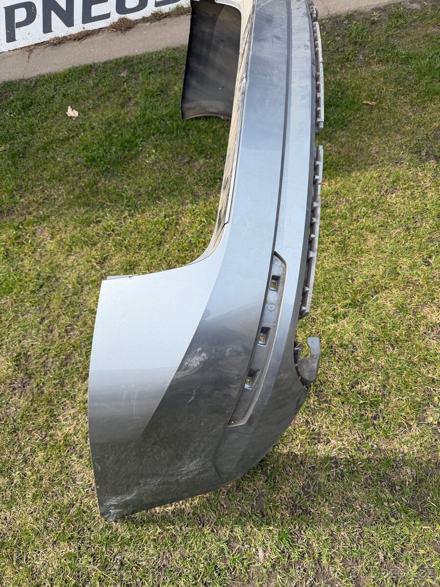 Zadni nárazník Superb 3 combi - 3