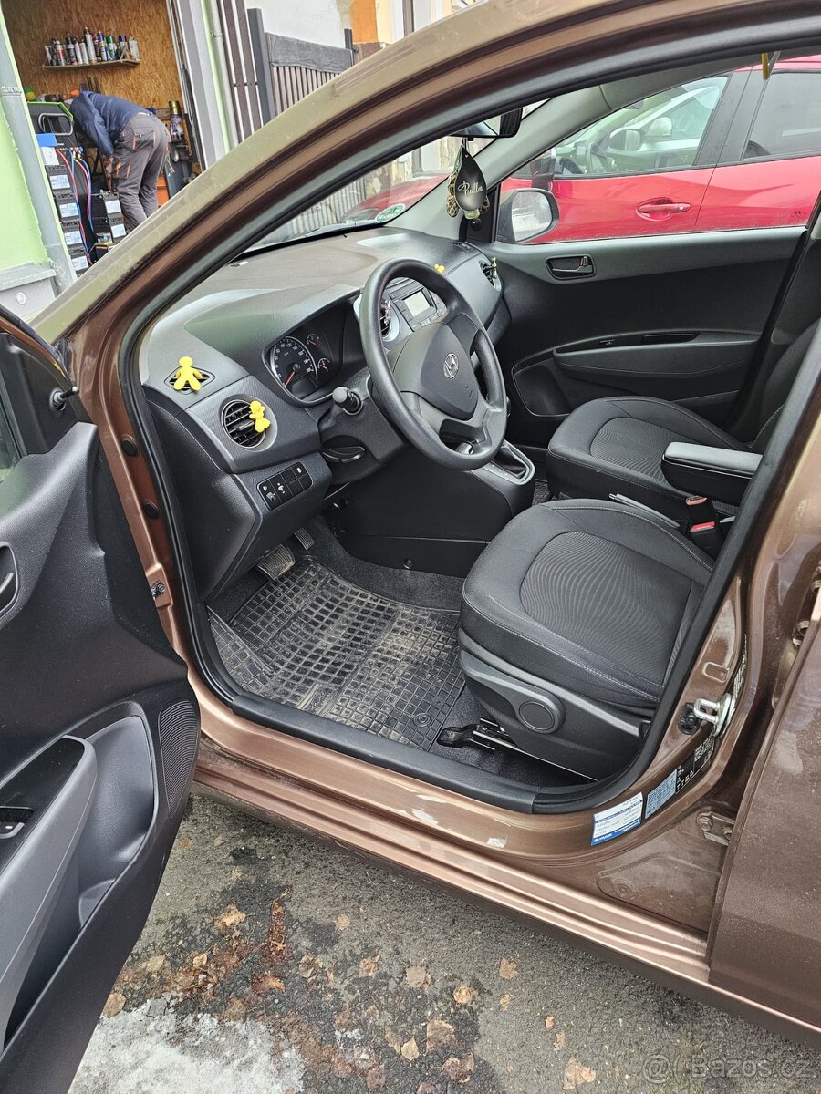 Hyundai i10 automat - 3