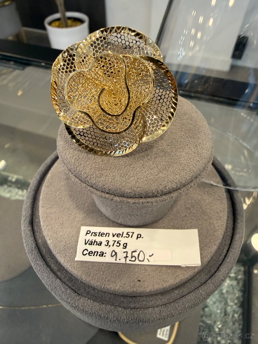 Zlatý prsten (585/1000), 3,75g - 3
