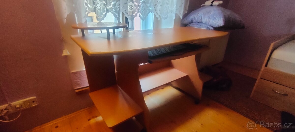 Psací stůl - 3
