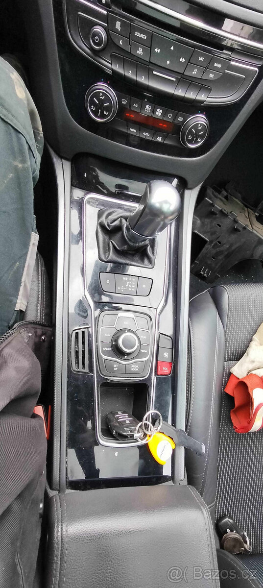 Peugeot 508, 2.0hdi, Xenon & LED, barva EZRC, KTVD - 3