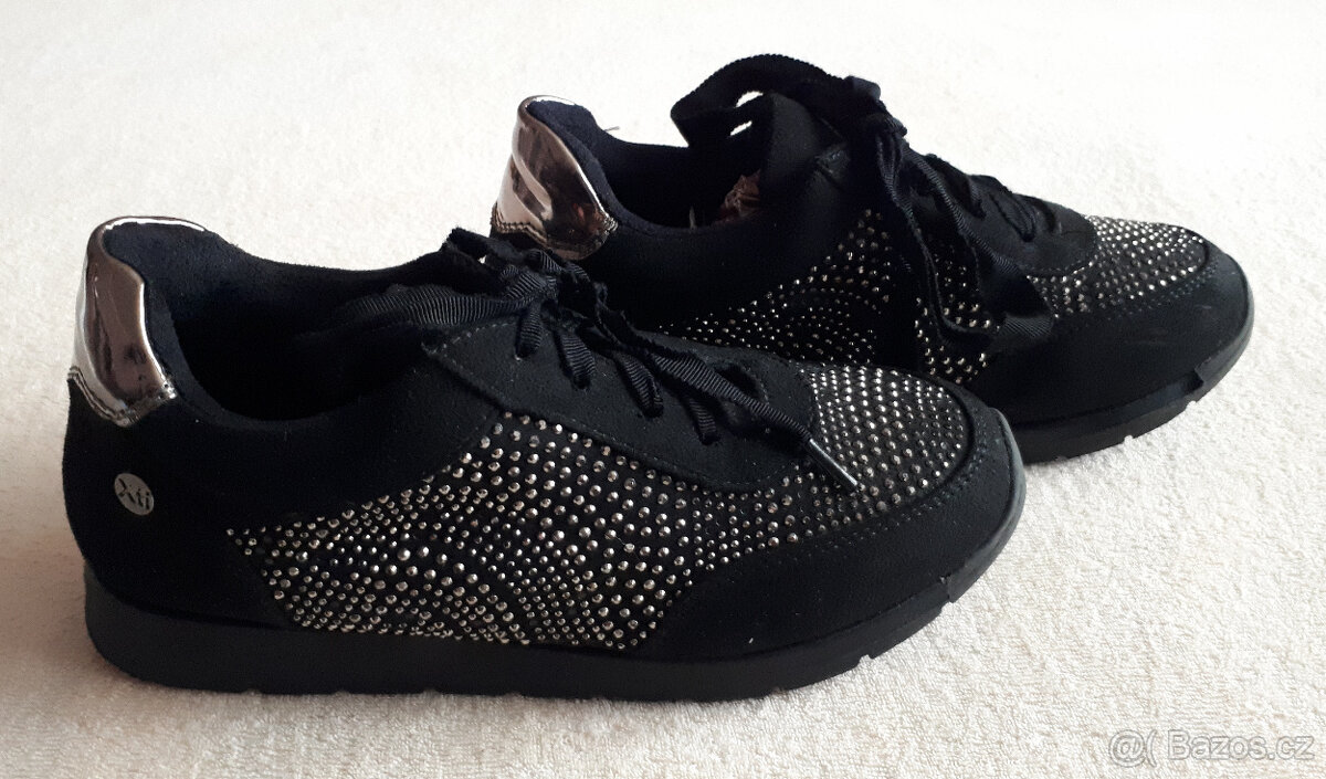 Dětské boty, botky, černé se stříbrnými kamínky, vel.32 - 3