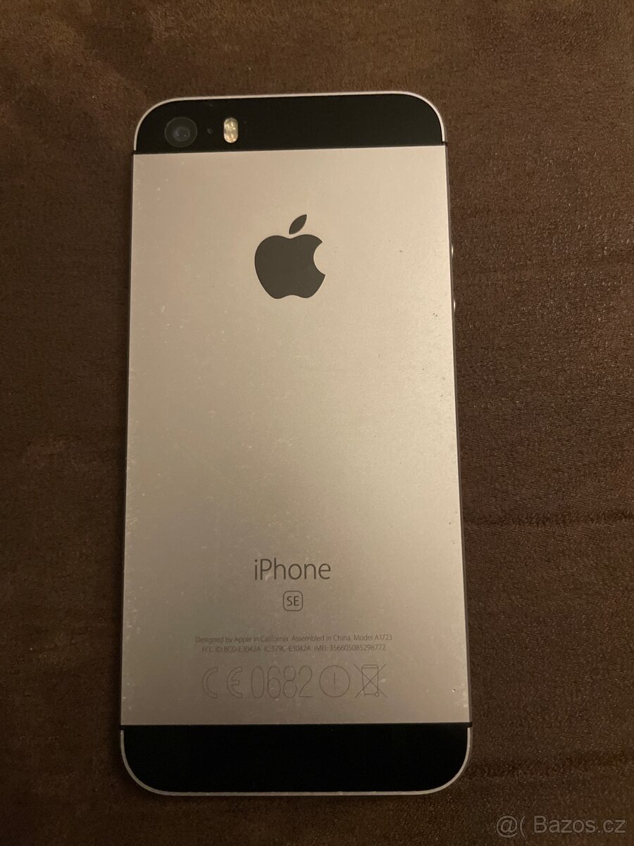 iPhone SE 128GB - 3