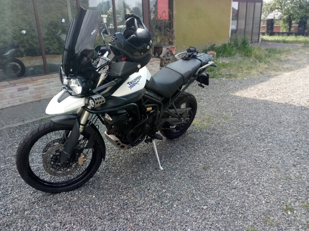 Triumph Tiger 800 XC - 3