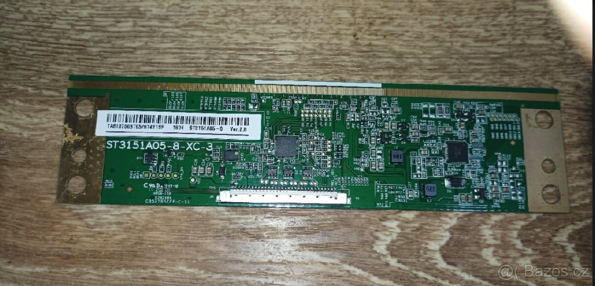 Funkční díly z televize Strong SRT32HA3003 Hyundai DLH32285 - 3