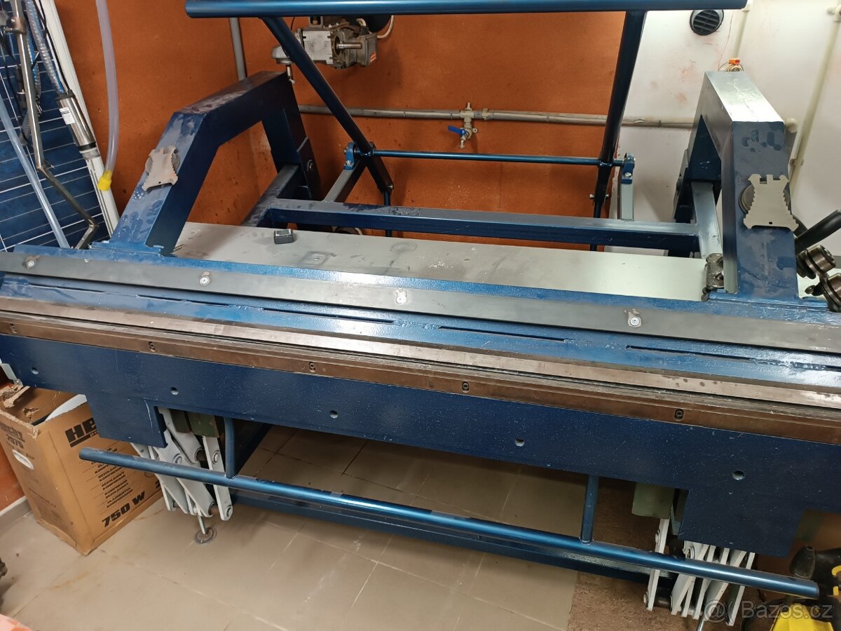 Ohýbačka plechu - 3